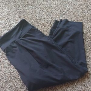 Fabletics harem style capris